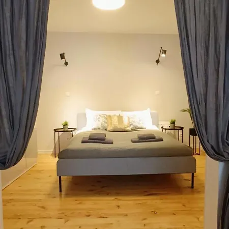 Apartmán Two Bedroom Charismatic In The Old Town