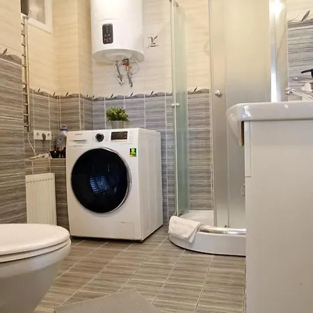 Апартаменты Two Bedroom Charismatic In The Old Town *