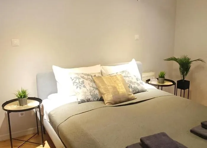 Dzīvoklis Two Bedroom Charismatic In The Old Town *