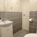 Two Bedroom Charismatic In The Old Town ريغا