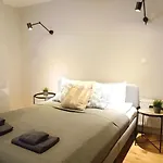 Two Bedroom Charismatic In The Old Town شقة *